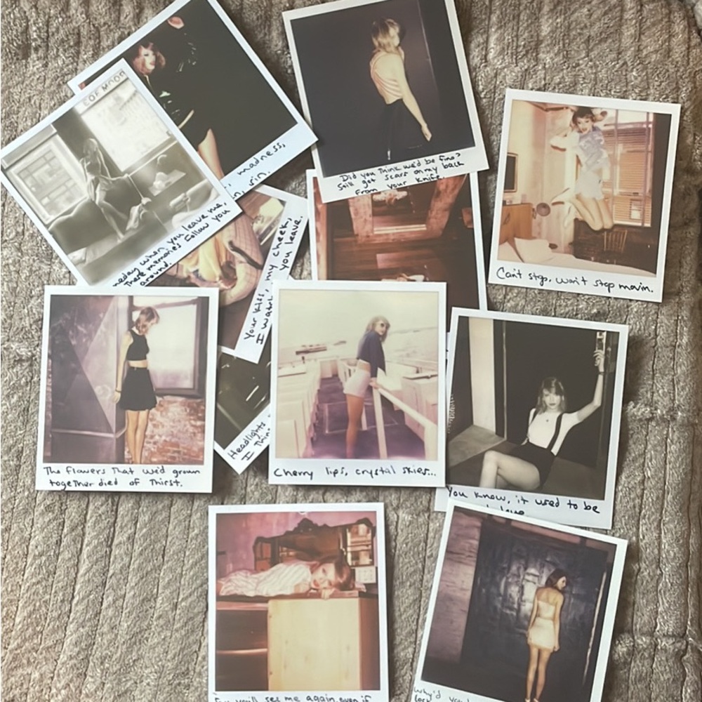 Taylor swift Polaroids